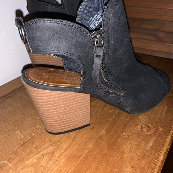 Booties - Picture 2 of 3